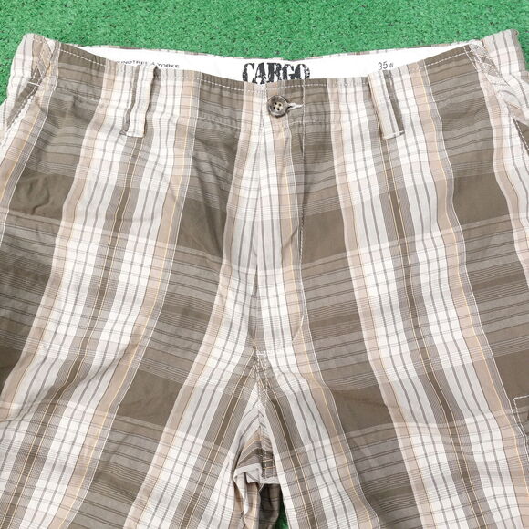 ROUNDTREE & YORKE CARGO PLAID SHORTS MENS SIZE 35 - Picture 2 of 8